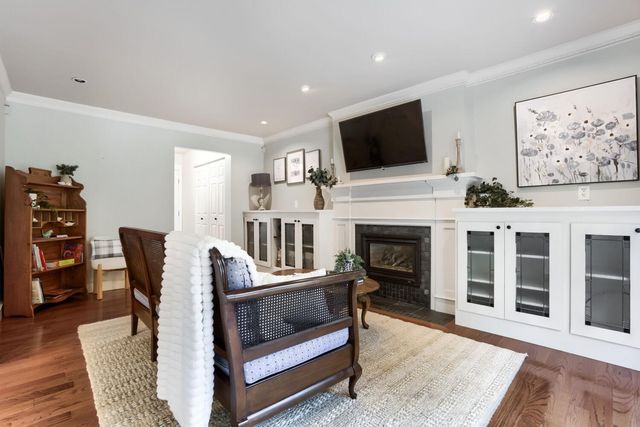 3500 Urbandale Lane N, Plymouth, MN 55447