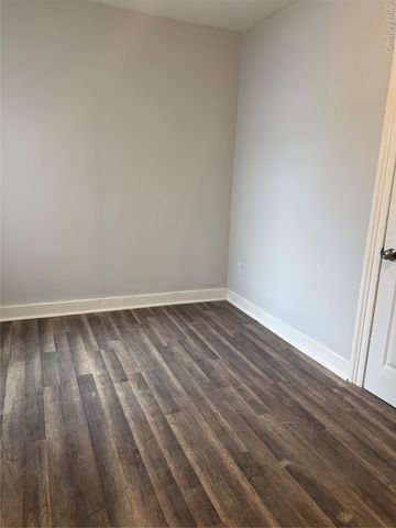 17 Conklin Street 1, Poughkeepsie, NY 12601