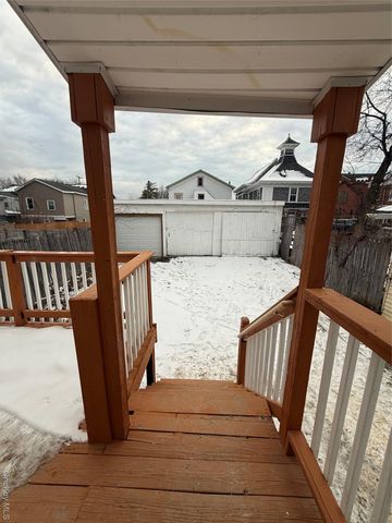 17 Conklin Street 1, Poughkeepsie, NY 12601