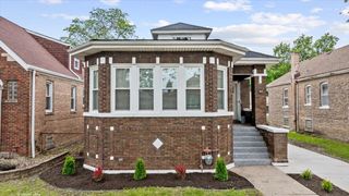 8525 S Hermitage Avenue, Chicago, IL 60620
