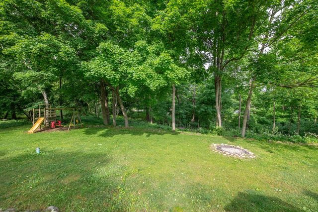 1447 Tomac LANE, Hubertus, WI 53033