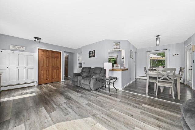 1447 Tomac LANE, Hubertus, WI 53033