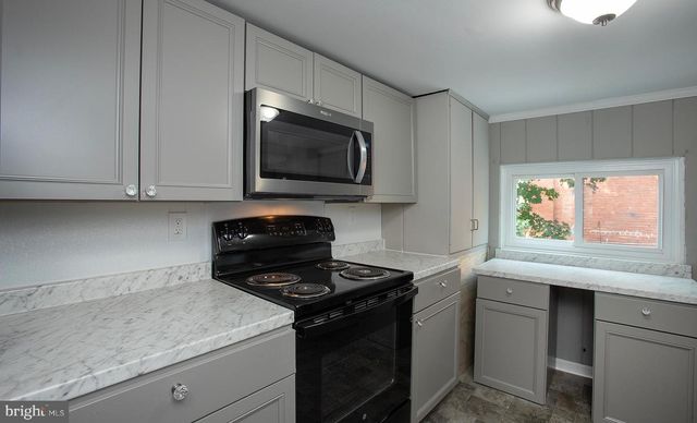 303 N PINE ST, Middletown, PA 17057