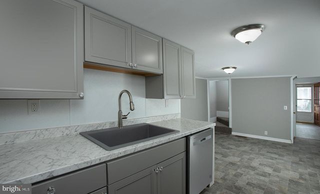 303 N PINE ST, Middletown, PA 17057