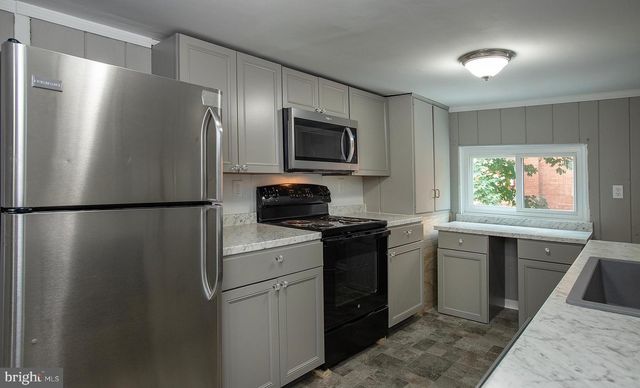 303 N PINE ST, Middletown, PA 17057