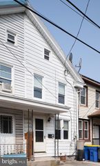 303 N PINE ST, Middletown, PA 17057