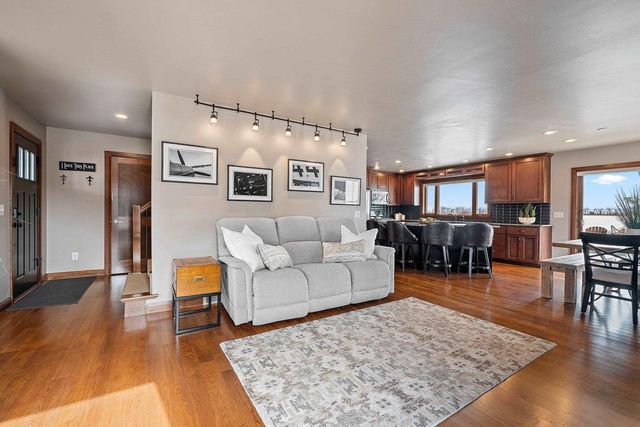 2414 LONGTAIL BEACH LANE, Suamico, WI 54173