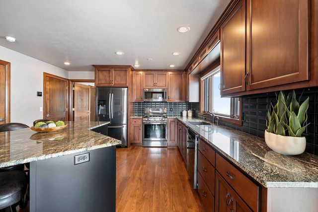 2414 LONGTAIL BEACH LANE, Suamico, WI 54173