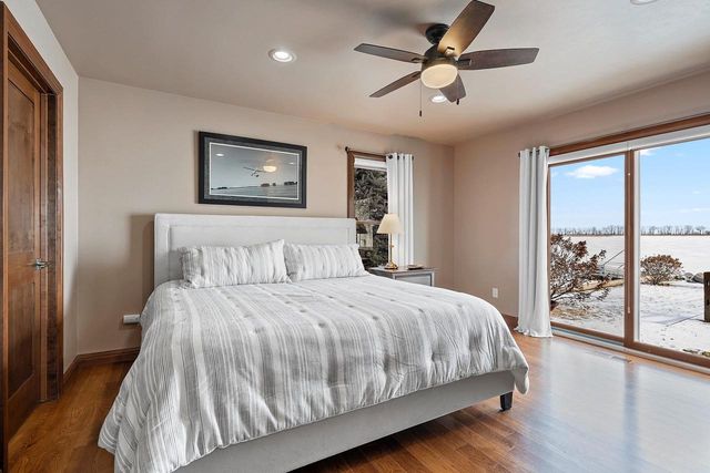 2414 LONGTAIL BEACH LANE, Suamico, WI 54173