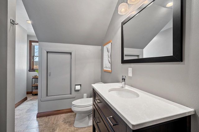 2414 LONGTAIL BEACH LANE, Suamico, WI 54173