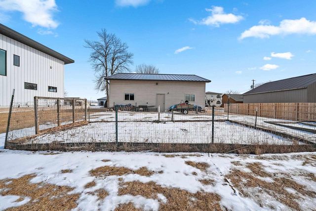 2414 LONGTAIL BEACH LANE, Suamico, WI 54173