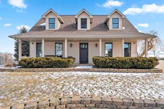 2414 LONGTAIL BEACH LANE, Suamico, WI 54173