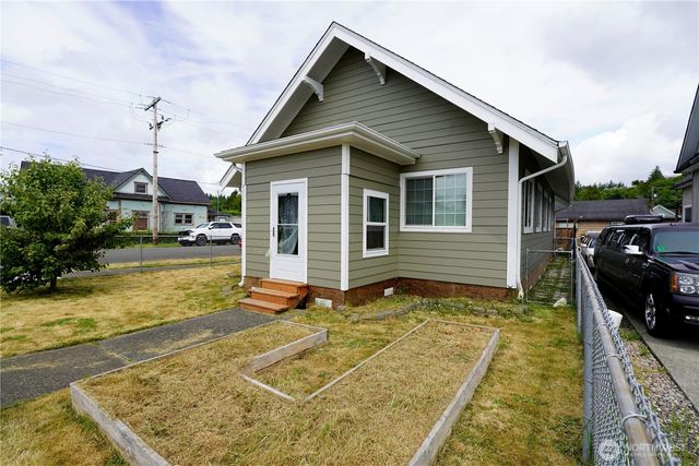 401 Emerson Avenue, Hoquiam, WA 98550
