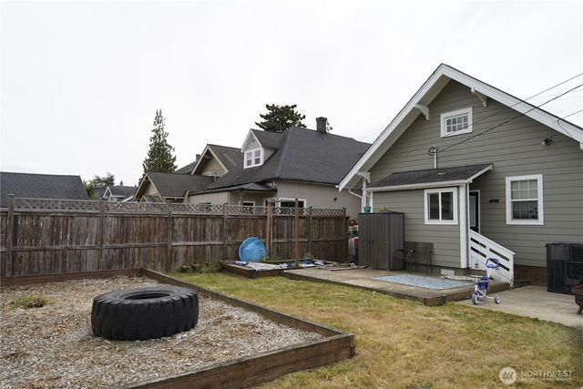 401 Emerson Avenue, Hoquiam, WA 98550