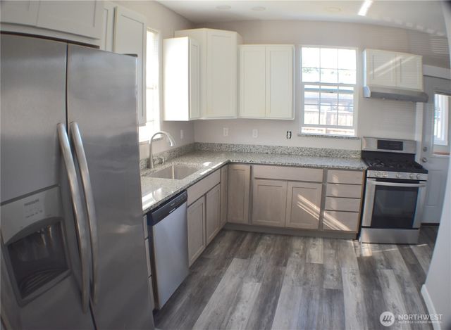 401 Emerson Avenue, Hoquiam, WA 98550