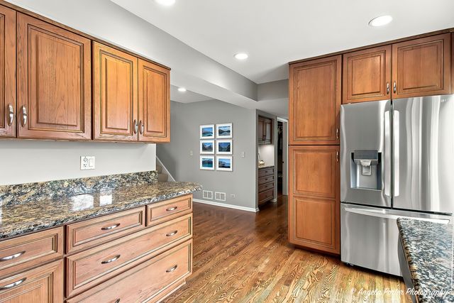 723 Edelweiss Drive, Lake Zurich, IL 60047