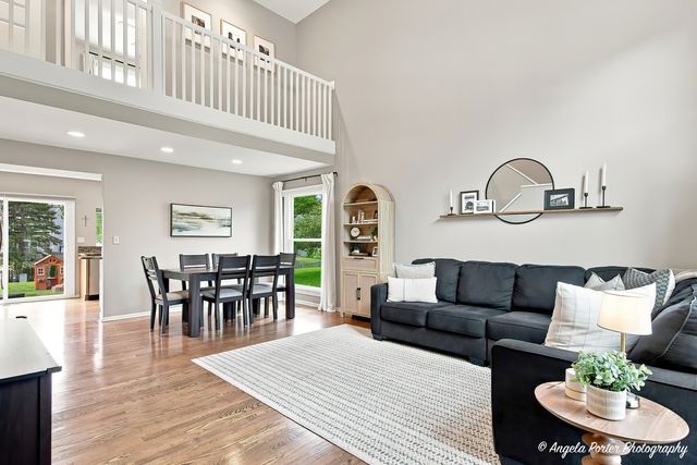 723 Edelweiss Drive, Lake Zurich, IL 60047