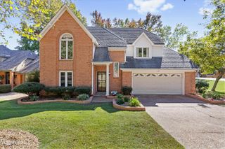 1327 Fox Chase Drive, Southaven, MS 38671