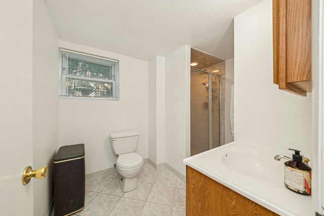 6433 N Drake Avenue, Lincolnwood, IL 60712