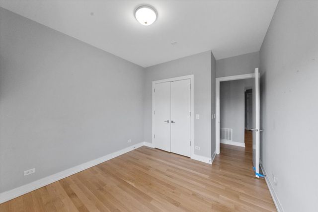 650 N Morgan Street 404, Chicago, IL 60642
