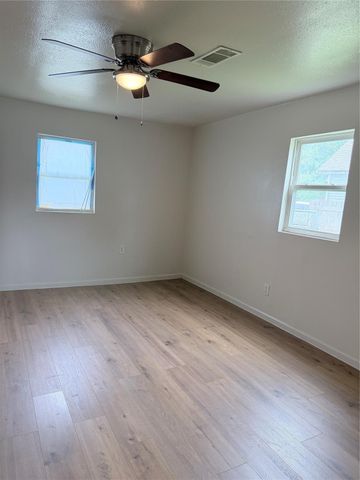8602 Williamsdell Street, Houston, TX 77088