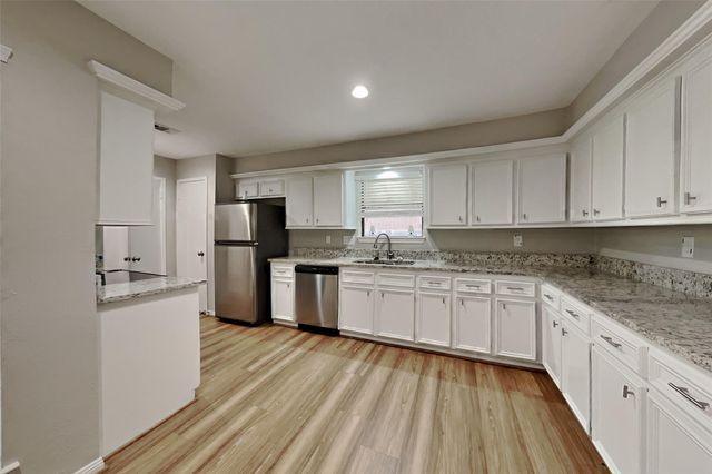 6214 Arcadian Shores Drive, Houston, TX 77084