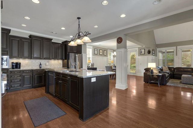11 BEACON CRST, Newnan, GA 30265