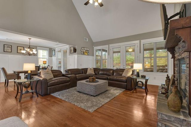 11 BEACON CRST, Newnan, GA 30265