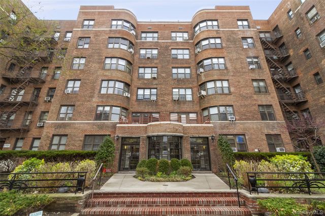 98-120 Queens Boulevard 1B, Rego Park, NY 11374