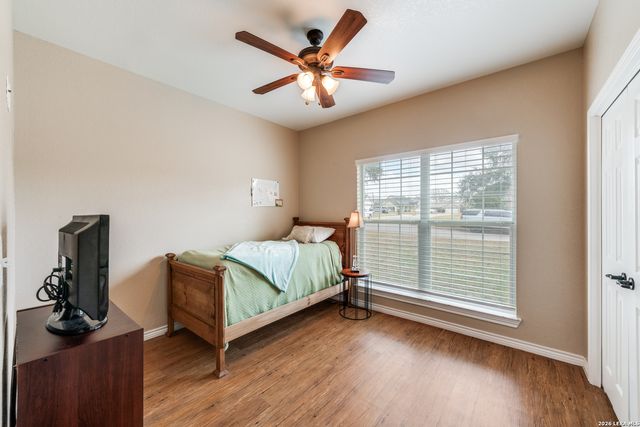 1007 Verbena, Floresville, TX 78114