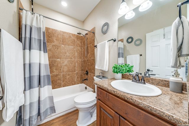 1007 Verbena, Floresville, TX 78114