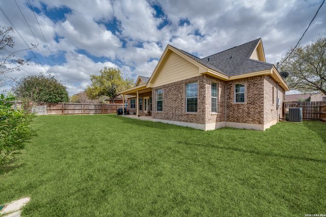 1007 Verbena, Floresville, TX 78114