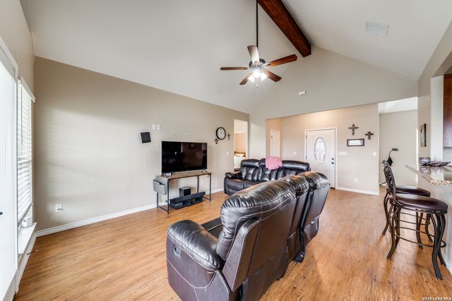 1007 Verbena, Floresville, TX 78114