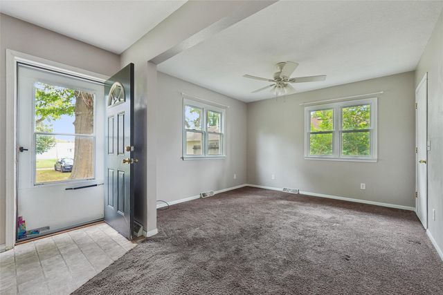 1803 Walnut Street, Granger, IA 50109