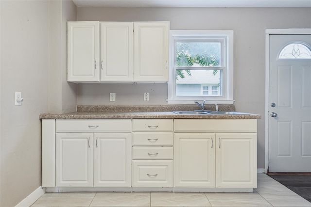 1803 Walnut Street, Granger, IA 50109