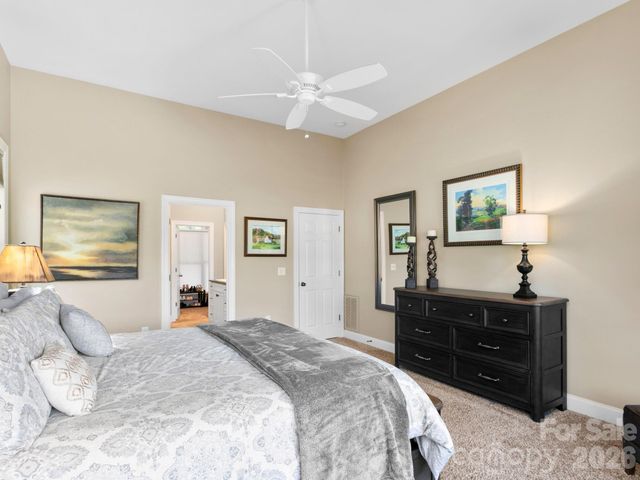 32 Lake Vista Drive, Fletcher, NC 28732
