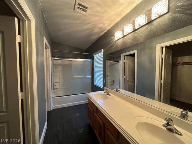 8784 Traveling Breeze Avenue 101, Las Vegas, NV 89178