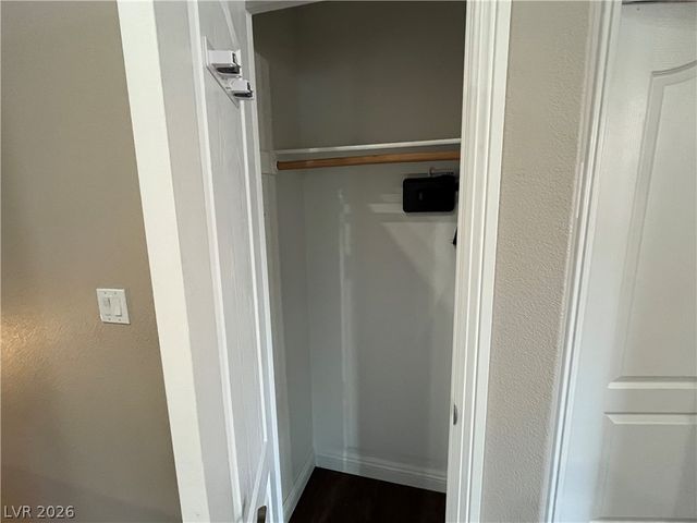 8784 Traveling Breeze Avenue 101, Las Vegas, NV 89178