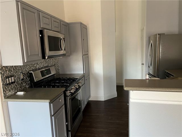 8784 Traveling Breeze Avenue 101, Las Vegas, NV 89178