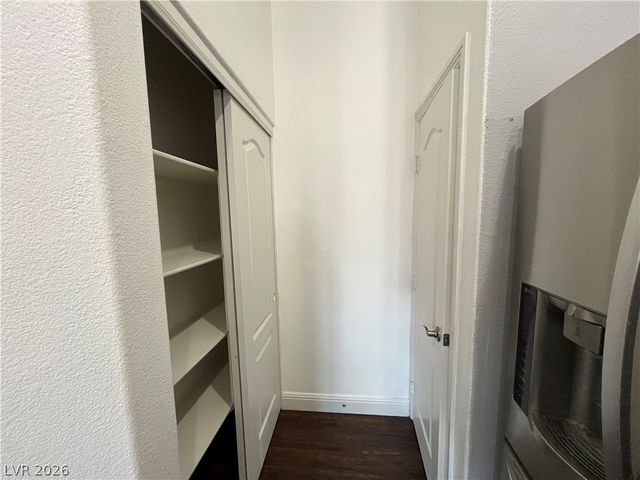 8784 Traveling Breeze Avenue 101, Las Vegas, NV 89178