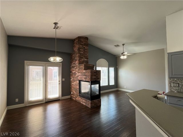 8784 Traveling Breeze Avenue 101, Las Vegas, NV 89178