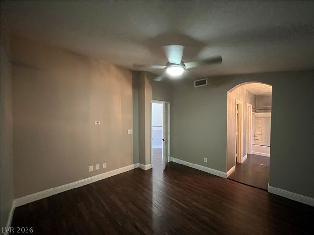 8784 Traveling Breeze Avenue 101, Las Vegas, NV 89178