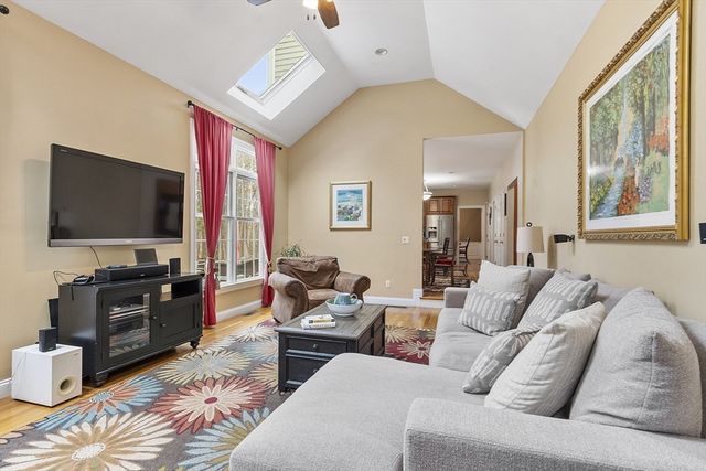 11 Sholan Circle, Harvard, MA 01451