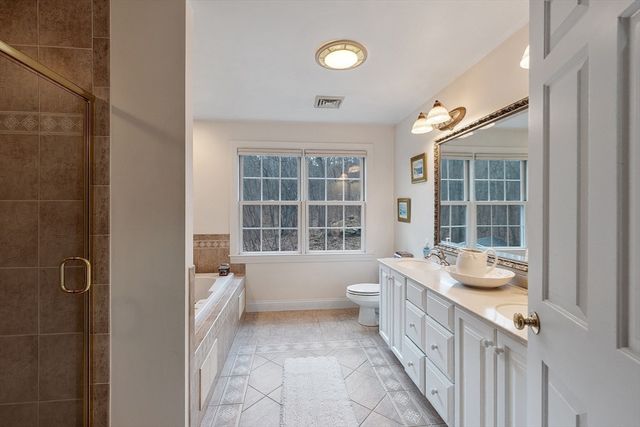 11 Sholan Circle, Harvard, MA 01451