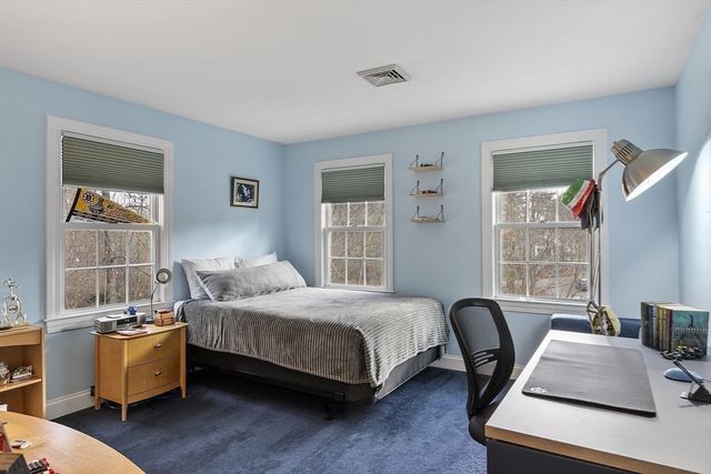 11 Sholan Circle, Harvard, MA 01451