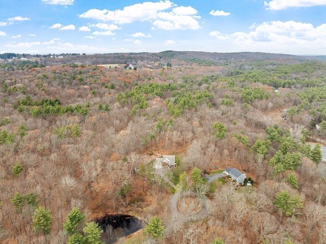 11 Sholan Circle, Harvard, MA 01451