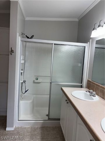 12 Aquamarine AVE 12Q, Naples, FL 34114