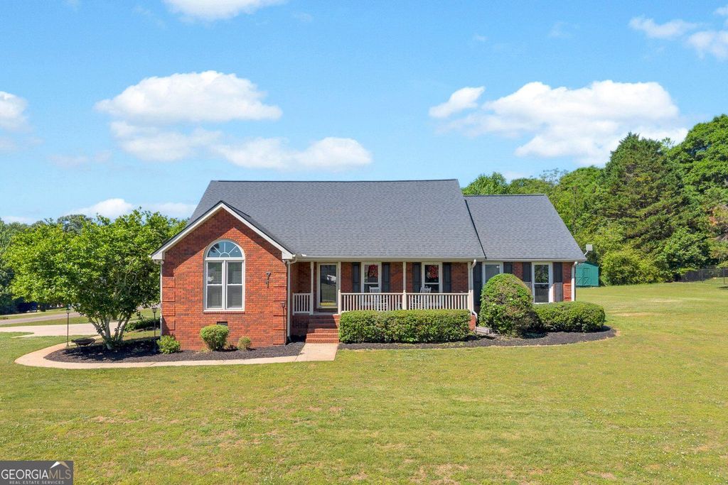 71 Woodridge Way, Royston, GA 30662 — photo 2