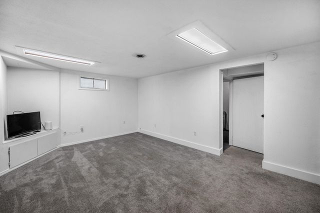 2927 E Marshall Ave, Spokane, WA 99207