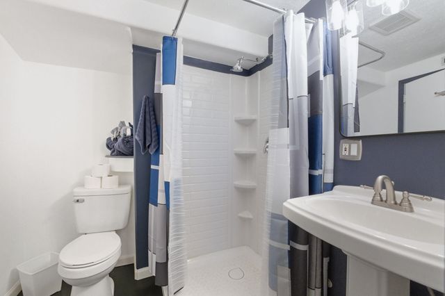 2927 E Marshall Ave, Spokane, WA 99207